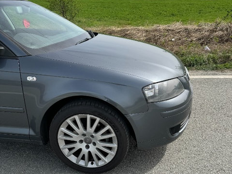 Carenaj roata dreapta fata Audi A3 8P Facelift din 2008