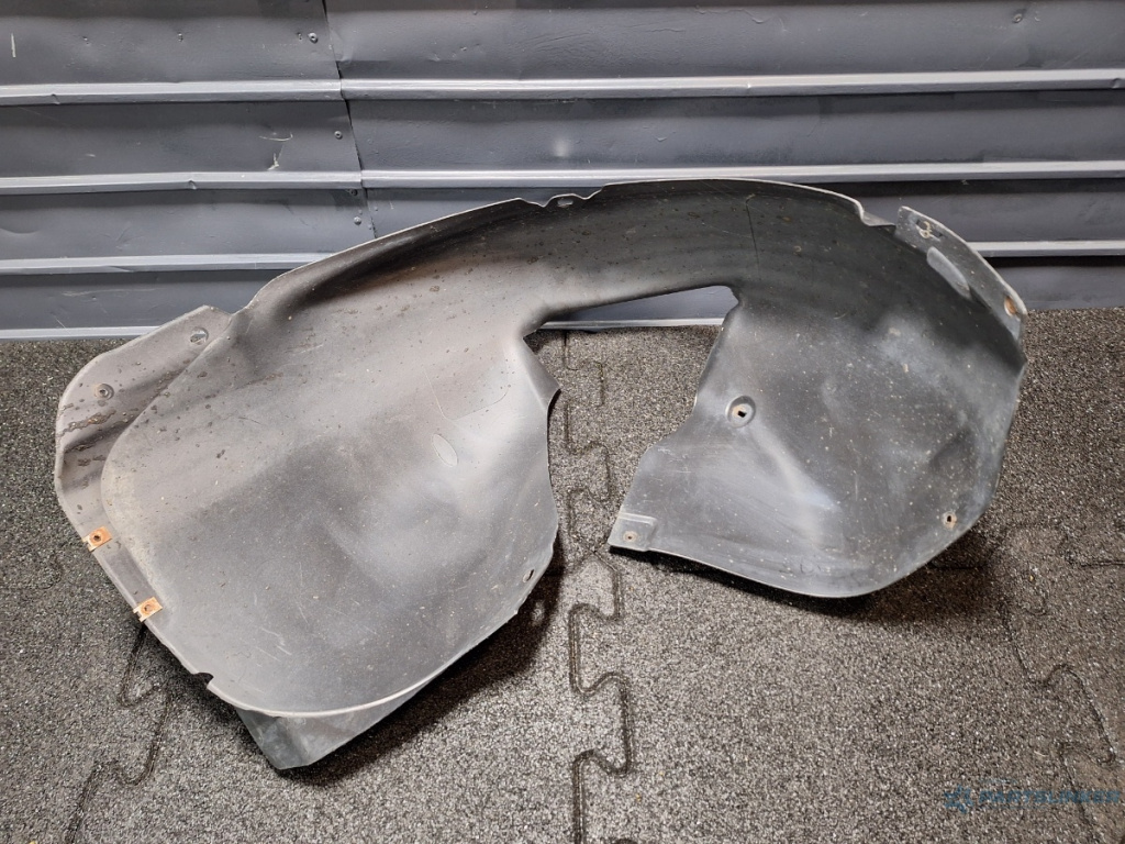 Carenaj roata dreapta fata VOLKSWAGEN GOLF VI Variant (AJ5) [ 2009 - 2013 ] TDI (CAYC) 77KW|105HP OEM 1K5805978B