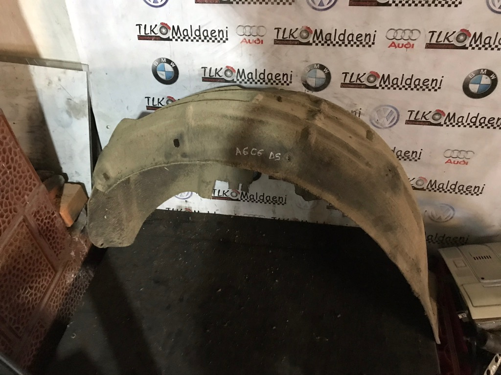 Carenaj roata dreapta spate Audi A6 C6 berlina