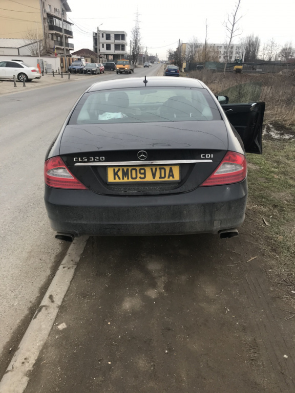 Carenaj roata spate dreapta Mercedes CLS, W219