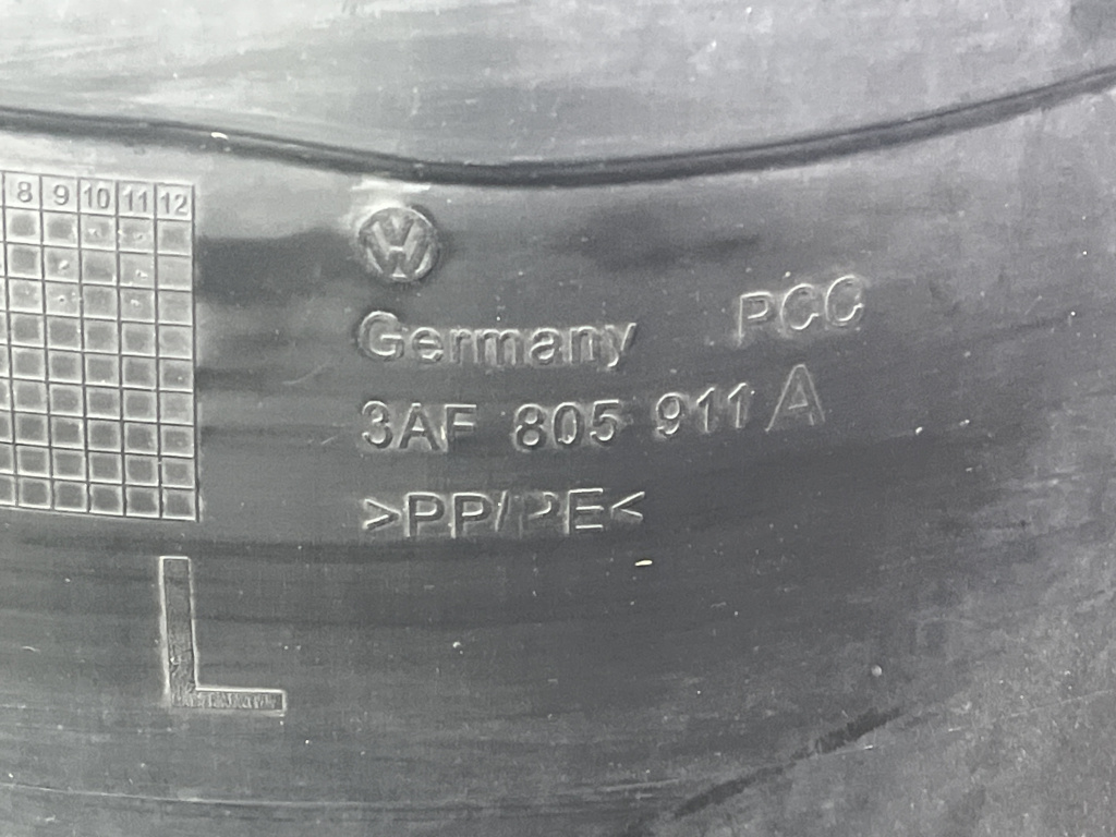Carenaj stanga fata mic VW Passat B7 , 2