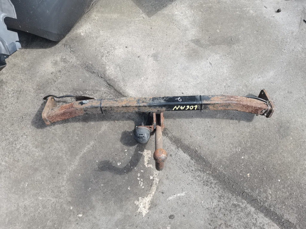 Carlig cu priza Dacia Logan 2