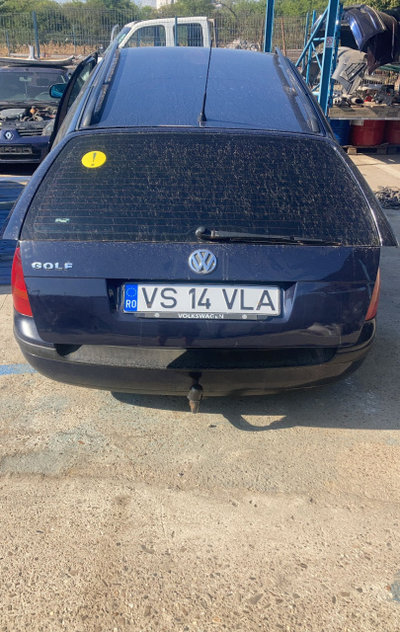 Carlig remorca Volkswagen VW Golf 4 [1997 - 2006] 