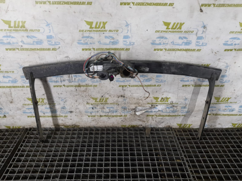 Carlig remorcare 1K5803881B Volkswagen VW Golf 6 [