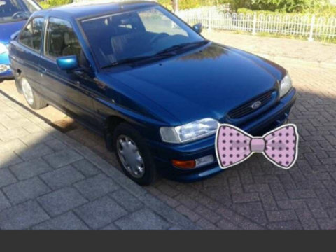 Carlig remorcare Ford Escort 1995 2 usi 1,6b