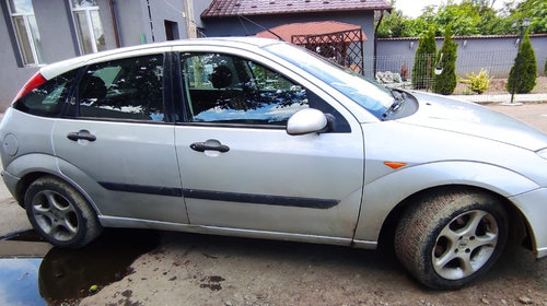 Carlig remorcare Ford Focus 2003 hatchba