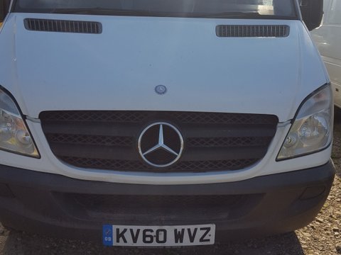 Carlig remorcare Mercedes SPRINTER 2010 duba 2.2cdi