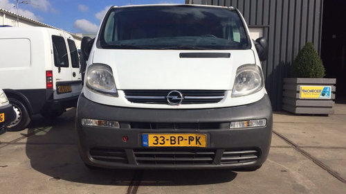 Carlig remorcare Opel Vivaro 2006 duba 1