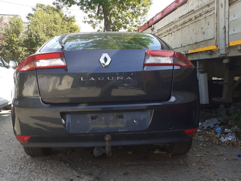Carlig remorcare Renault Laguna 3