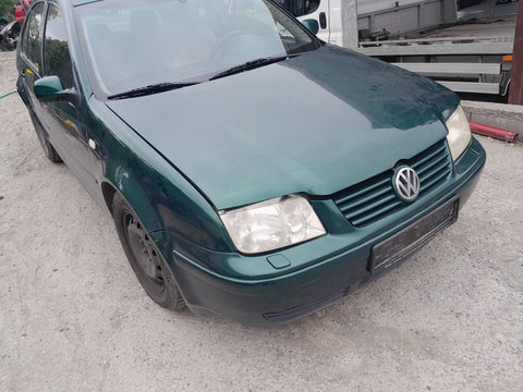 Carlig remorcare Volkswagen Bora 2001 BREAK 1.9 tdi