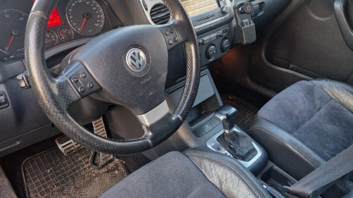 Carlig remorcare Volkswagen Golf 5 Plus 
