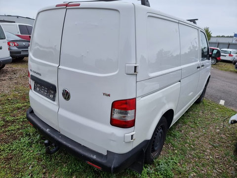Carlig remorcare Vw T5 2010 2011 2012