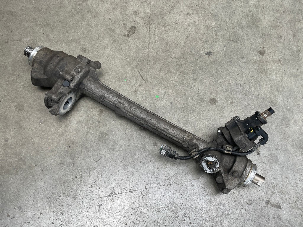 Caseta de directie defecta/lovita/sparta Bmw X3 F25/X4 F26