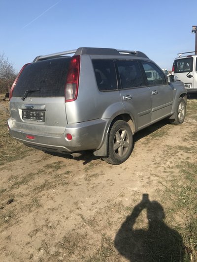 Caseta directie nissan x trail 2004