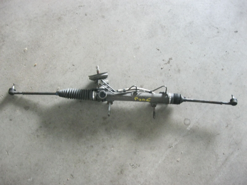 Caseta Directie Peugeot 206 1998/09-2008/12 1.4i 55KW 75CP Cod 6820000085