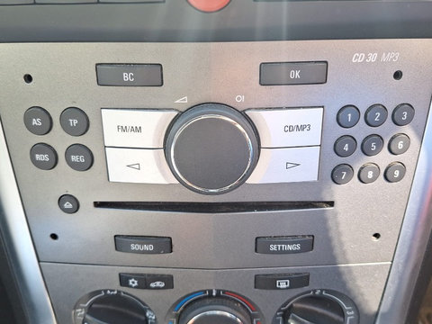 Casetofon / Radio CD player Opel Antara 4x4 Facelift 2011-2016