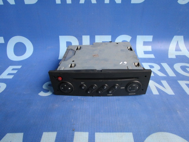 Casetofon Renault Megane ; 8200607918