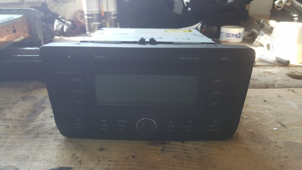 Casetofon skoda octavia 2 2007,cod piesa 1Z0035161C