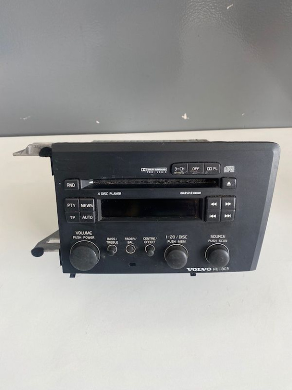 Casetofon unitate radio CD player Volvo S80 S60 V70 XC70 2004+ 30657638 HU-803