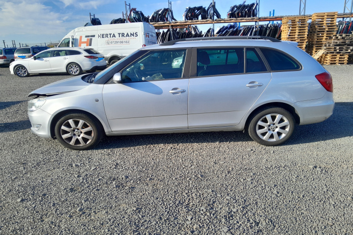 Catalizator 1K0178QB 1K0178QB Skoda Fabi