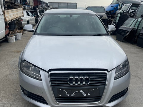 CD player Audi A3 8P 2010 HATCHBACK 1.6 TDI