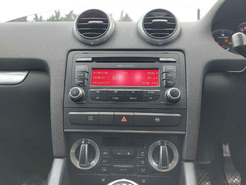 CD player Audi A3 8P 2010 HATCHBACK S LINE CBAB 2.0 IDT