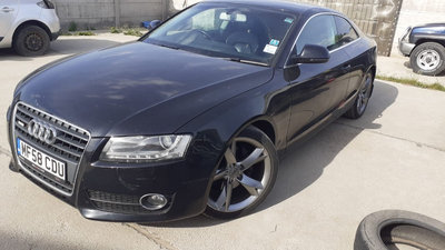 CD player Audi A5 2008 coupe 2.7