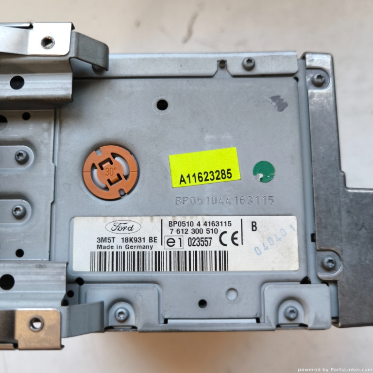CD player auto FORD FOCUS Estate (DNW) [