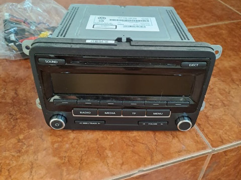 CD player auto VW Amarok, Passat, Golf , Octavia