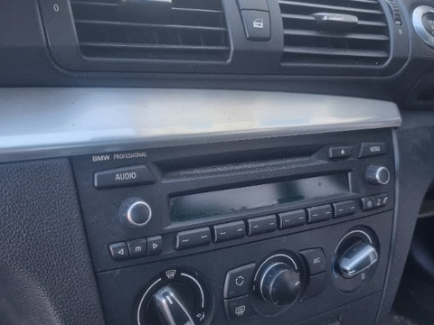 CD Player BMW Seria 1 E88