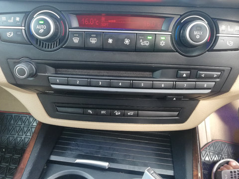 CD PLAYER CCC BMW X5 E70 2009