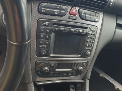 Cd player cu navigatie original Mercedes C-Class w203 s203