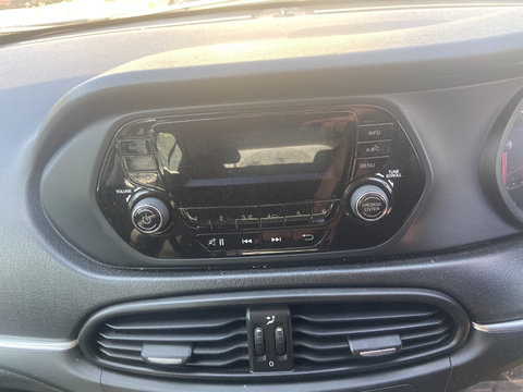 CD Player Fiat Tipo 2017