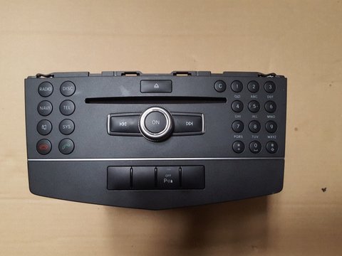 CD player headunit Mercedes-Benz C Class W204 2010 cod A2049002104 A204916201 A2049025501