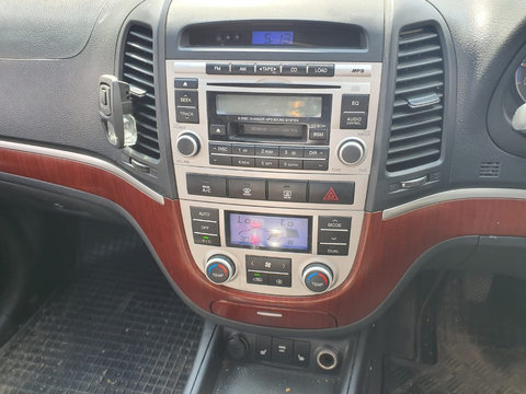 CD player Hyundai Santa Fe 2007 II 2.2 crdi