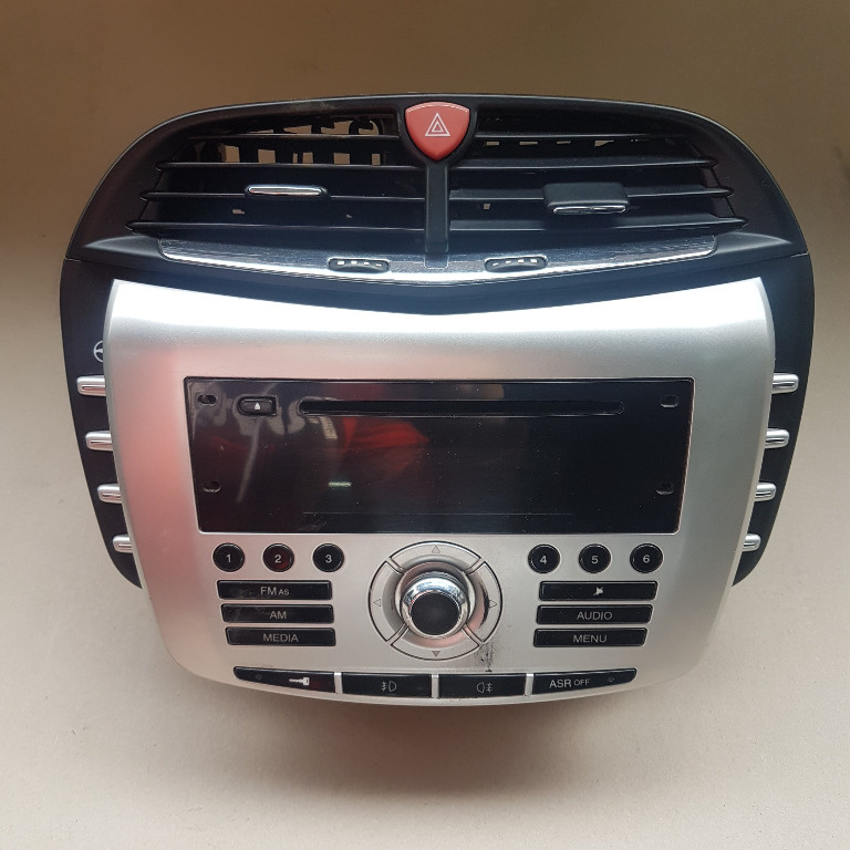 CD player Lancia Delta 2011 Hatchback 1.6 Mjet 16V, 88kw, E5