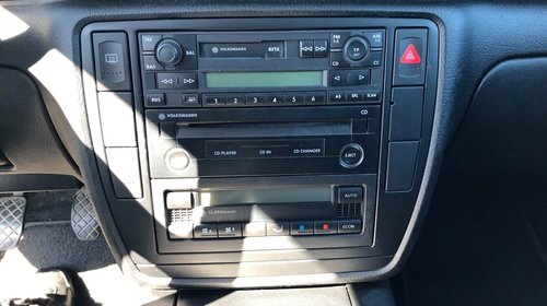 CD player /magazie Volkswagen Passat B5 