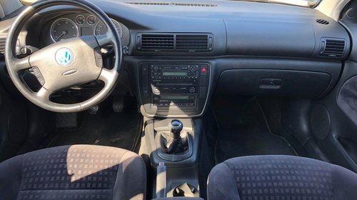 CD player /magazie Volkswagen Passat B5 