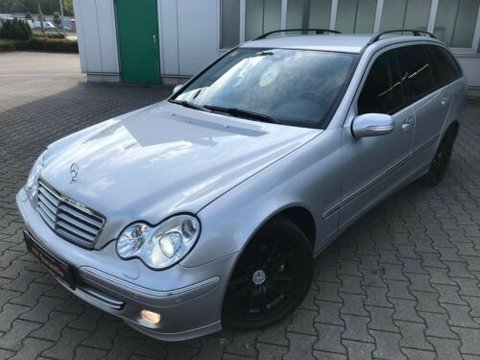 CD player Mercedes C-Class S203 2005 Combi / Break 1.8 i