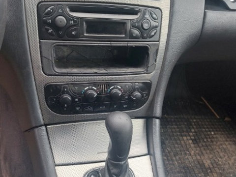 CD player Mercedes C-Class W203 2004 coupe 2.2 CDI