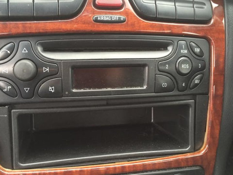 Cd player mercedes c180 w203, an fab 2002