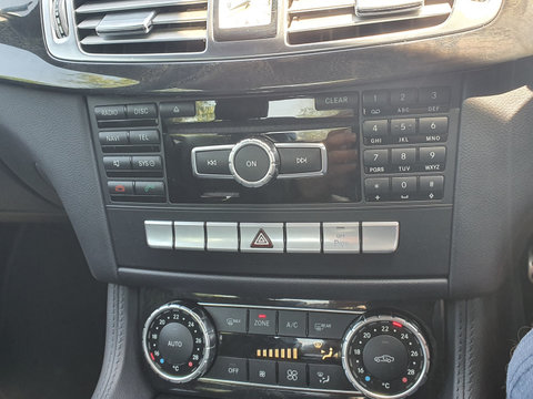 Cd player mercedes cls350 w218