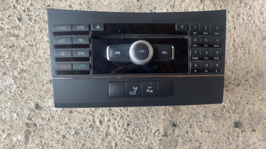 Cd player Mercedes E Class E220 W212