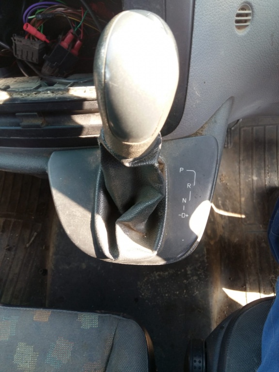 CD player Mercedes Vito W638 2008 VAN 29