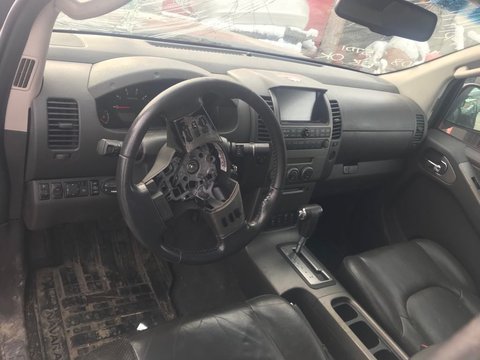 Cd player Nissan Navara 2.5 DCI 2007