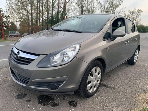 CD player Opel Corsa D 2009 HATCHBACK 1.3 CDTI