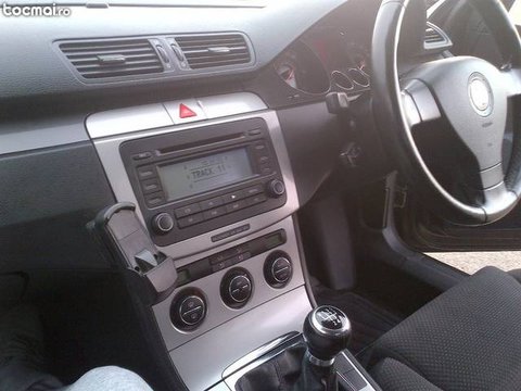Cd player originala VW PASSAT B6 3C 1.9 TDI 2005-2010