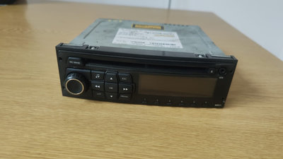 CD-player Peugeot 208 1.6 HDI , 92 cp / 68 kw tran