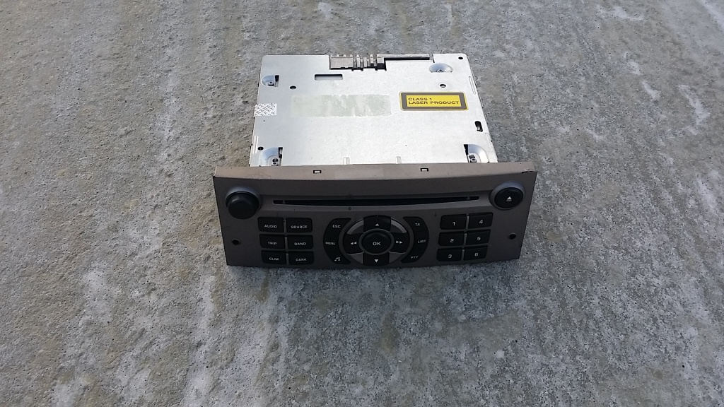 CD player Peugeot 407 original