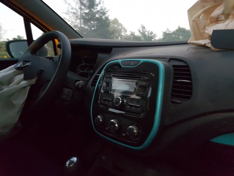 CD player Renault CAPTUR 2015 2016 0.9 tCE 9000 KM